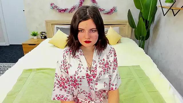 CharlotteMitchell on StripChat