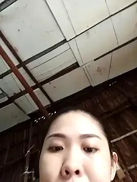 Cherry_pusy99 on StripChat