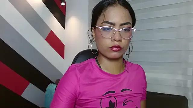 Chloe_Brown3 on StripChat