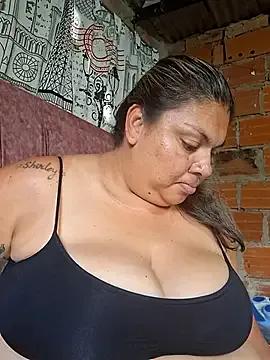 chubby_sexy_big_tits on StripChat