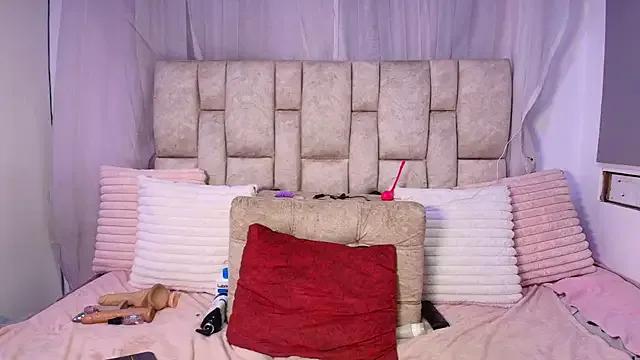 ciara_flor — Private on StripChat