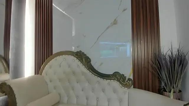 CoralieBronson on StripChat