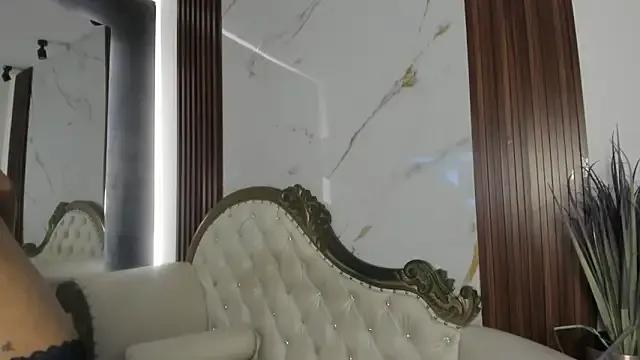 CoralieBronson on StripChat