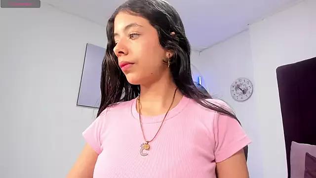 coraltaylor on StripChat