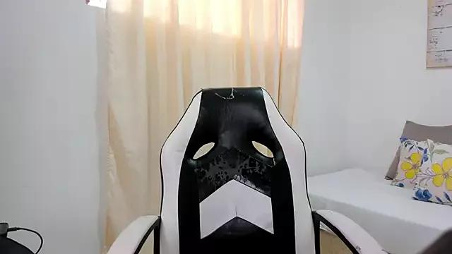 coraltaylor on StripChat