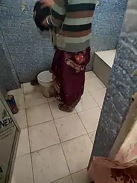 COUPLLE_VILLAGE on StripChat