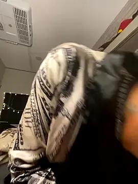 CUMQUEEN-XXX69 on StripChat