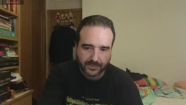 curiosillo83 on StripChat