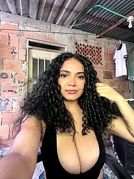 Curlyierr on StripChat