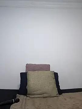 Curvy_sluty on StripChat