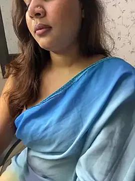 cute_zaraa on StripChat