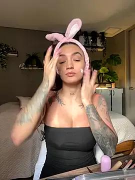 DaniDusan_ on StripChat