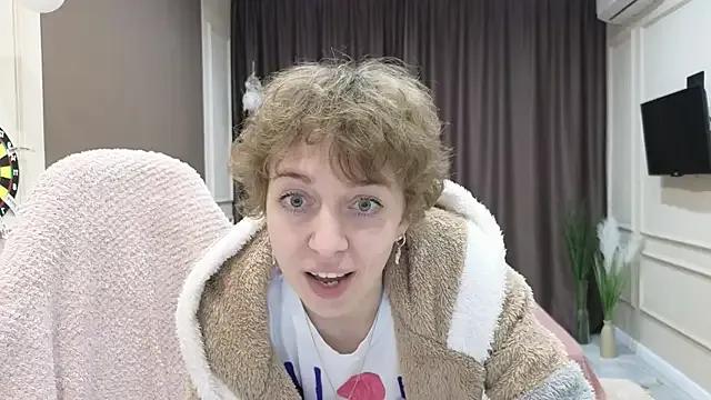 daniellia_ on StripChat