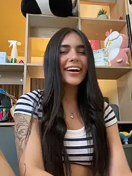 DaphneUwu on StripChat