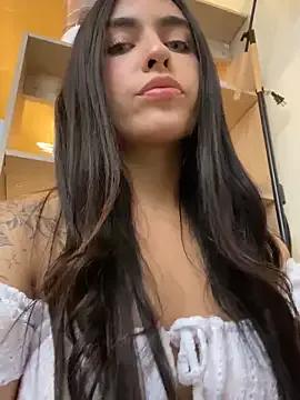 DaphneUwu on StripChat