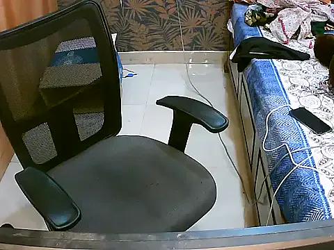 Dark_choclate99 on StripChat