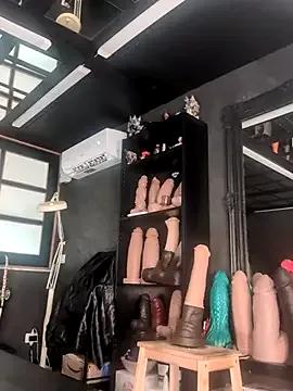 DarkDea on StripChat