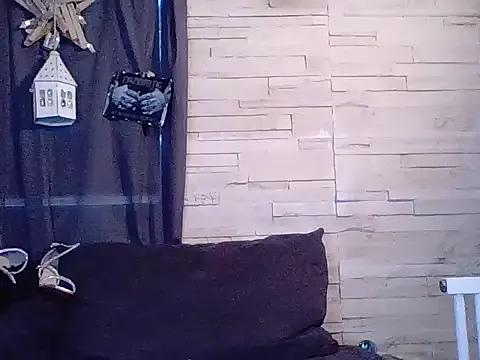 DevilsAngel13 on StripChat