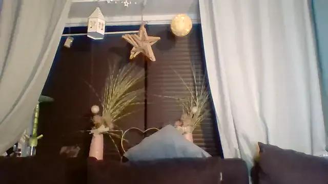 DevilsAngel13 on StripChat