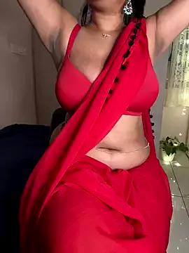 DevineDevilQueen on StripChat