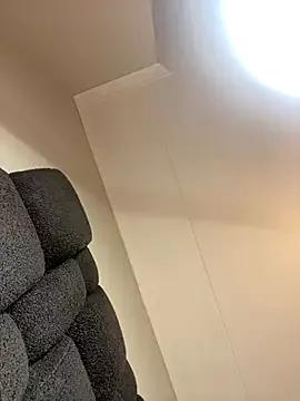 Diamondpussy97 on StripChat