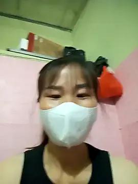 Donatella28 on StripChat