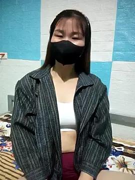 Donatella28 — masturbate and sit on new guy's face