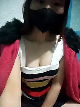 Donatella28 on StripChat