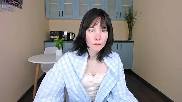 DoseOfDaisy on StripChat