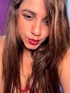 Dulcepasion26 on StripChat