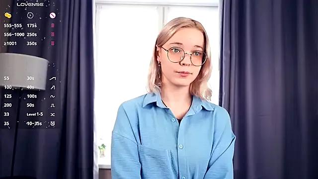 EdaKirkIin on StripChat