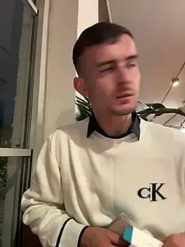 eddy355 on StripChat