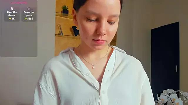 EdinaCordner on StripChat