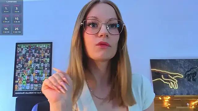 Edlin_gail on StripChat