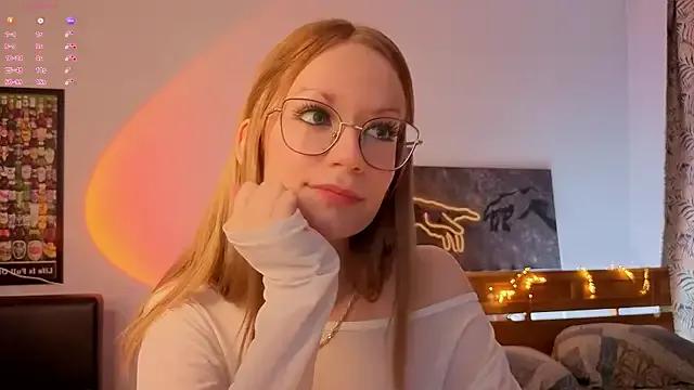 Edlin_gail on StripChat