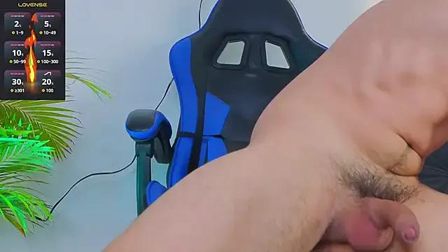 EdwardRoss_ on StripChat