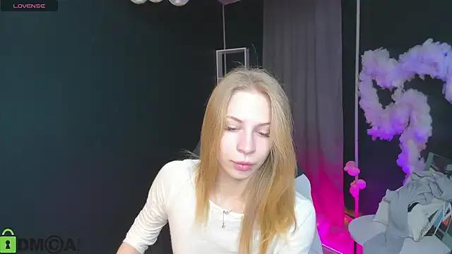 Elis_Fox on StripChat