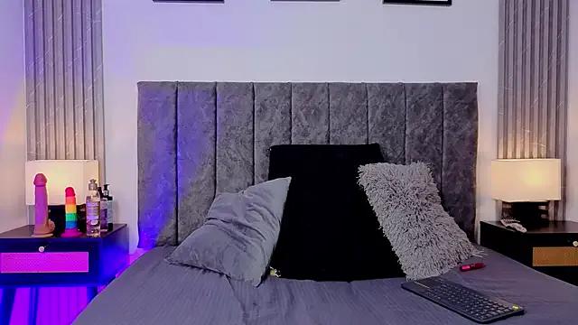 Ema_Stone65 on StripChat