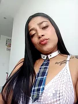 Emily_sharlot on StripChat