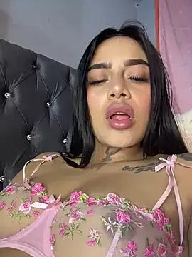 Emily_sharlot on StripChat