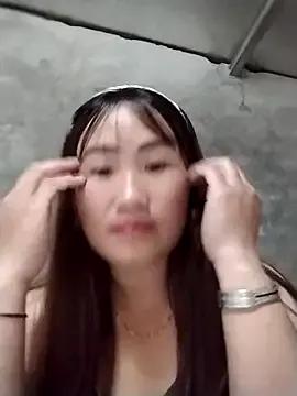 emini-xx on StripChat