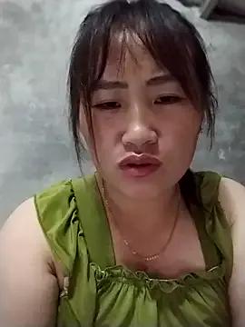 emini-xx on StripChat