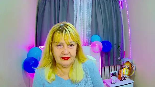 EmmaEllison on StripChat