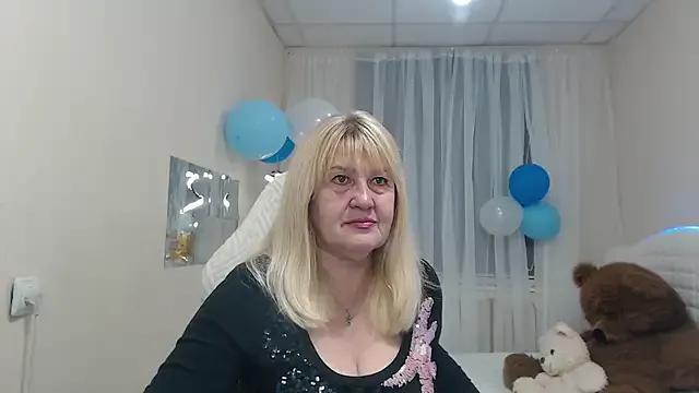 EmmaEllison on StripChat