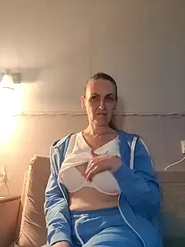 Evelina_cute on StripChat