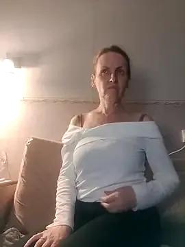 Evelina_cute on StripChat