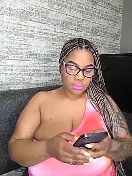 ExclusiveLeexx on StripChat