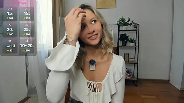 FaaBinaa on StripChat