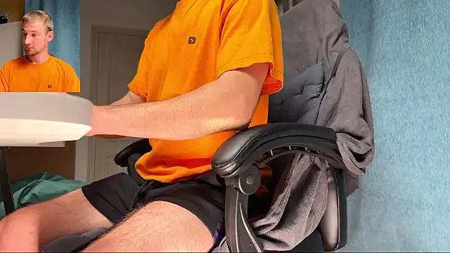 Farmer_James on StripChat