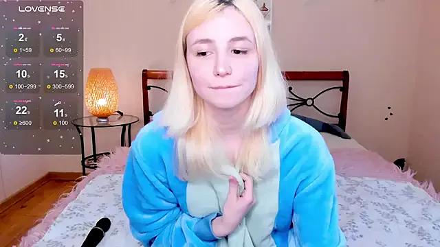 fleximona on StripChat